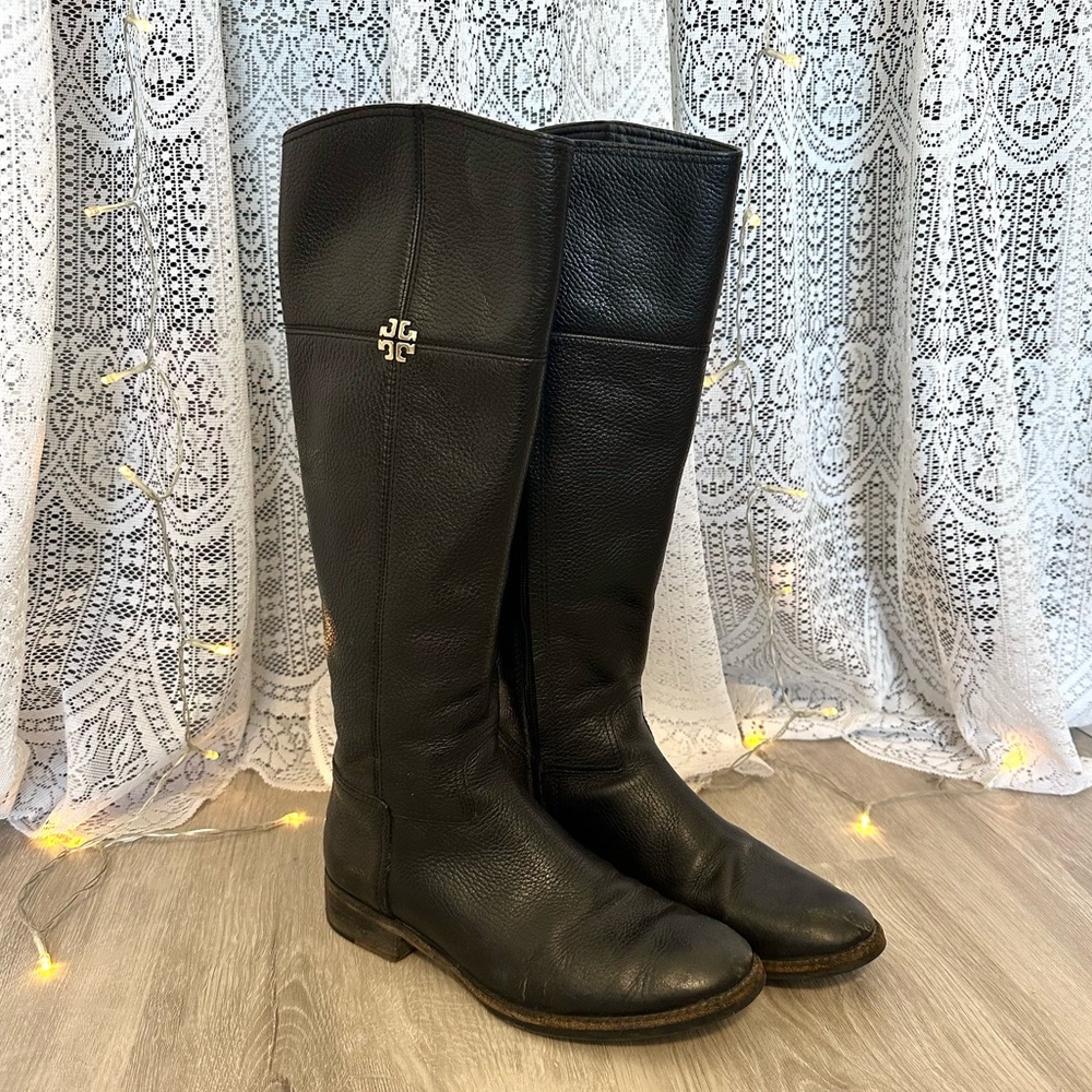 Tory Burch Black Pebble Riding Boots with Gold Logo Round Toe Side Zipper